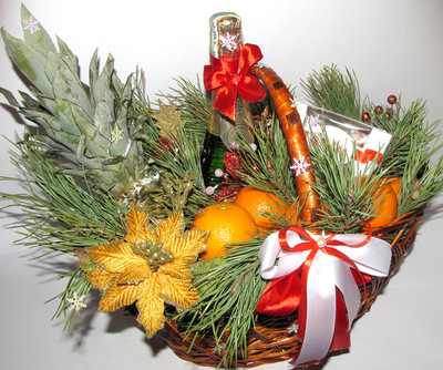 sweet-christmas-basket